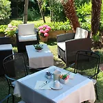 Ai Giardini Di San Vitale