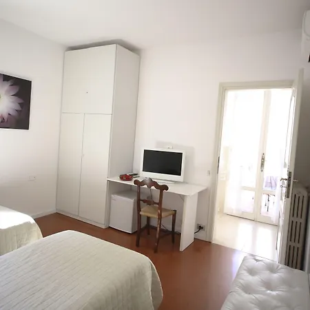 Ai Giardini Di San Vitale Couette-café