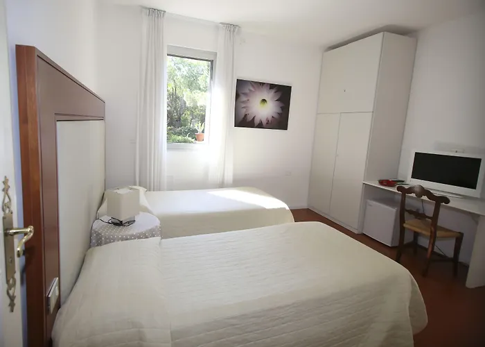 Ai Giardini Di San Vitale Bed and breakfast 4*