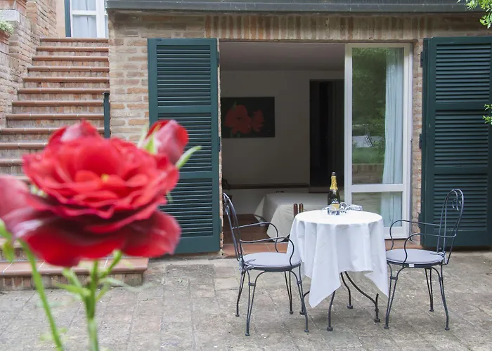 Ai Giardini Di San Vitale 4*