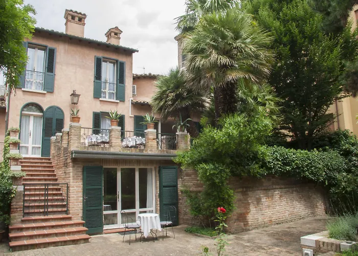 Ai Giardini Di San Vitale