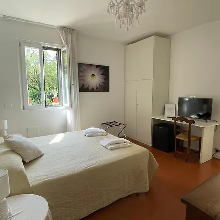 Bed and Breakfast Ai Giardini Di San Vitale Ραβένα