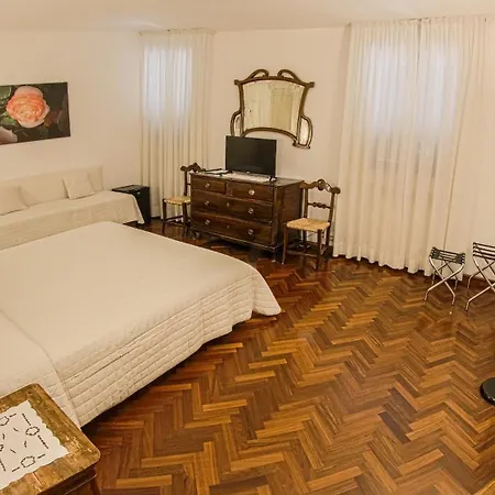 Bed & Breakfast Ai Giardini Di San Vitale 3*