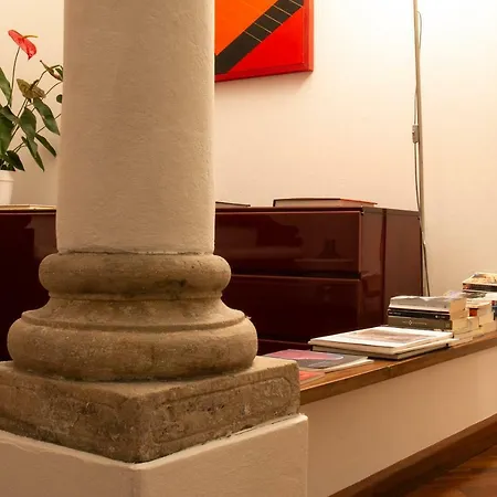 Ai Giardini Di San Vitale Bed and Breakfast