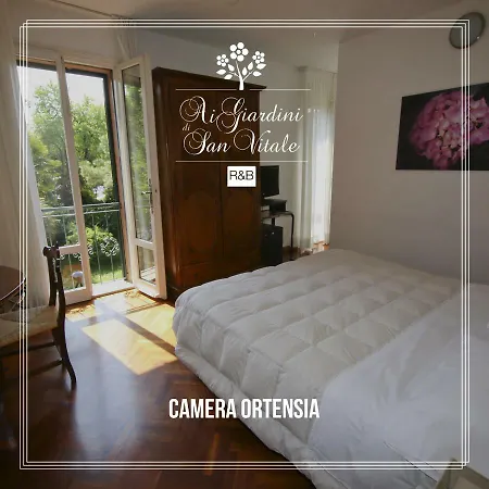 Ai Giardini Di San Vitale Bed & Breakfast