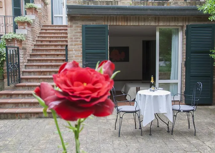 Ai Giardini Di San Vitale