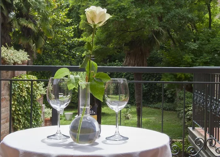 Frühstückspension Ai Giardini Di San Vitale 4*